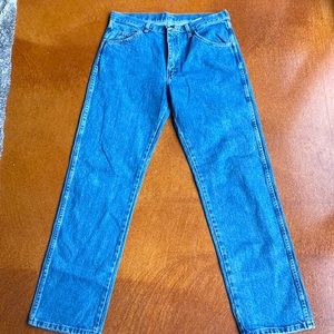 Mens rustler jeans size 33x32